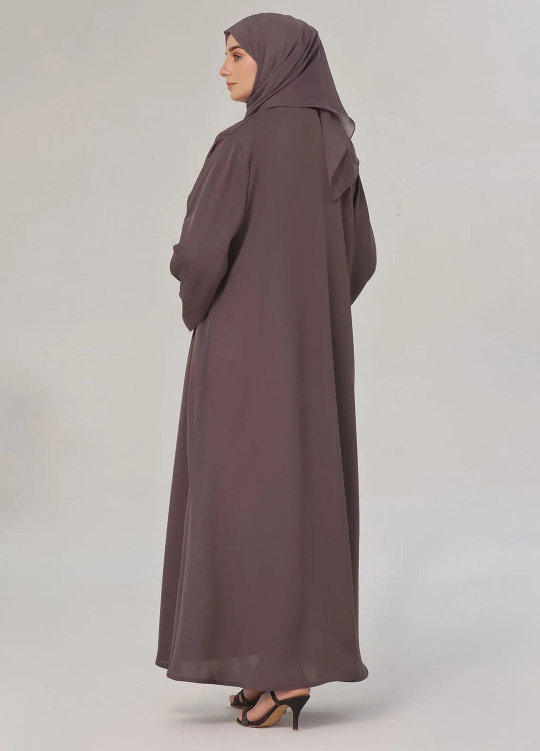 TGM Pret Stylish Nidha Abaya Zanbeel