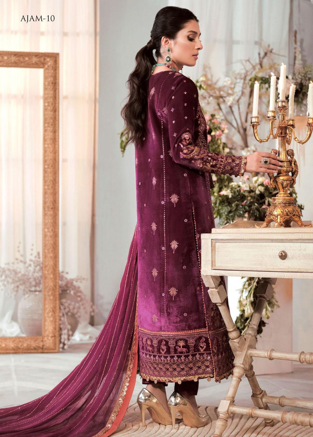 The Ayeza Edit by Asim Jofa Embroidered Velvet Suits Unstitched 3 Piece AJ22AM AJAM-10 - Winter Collection