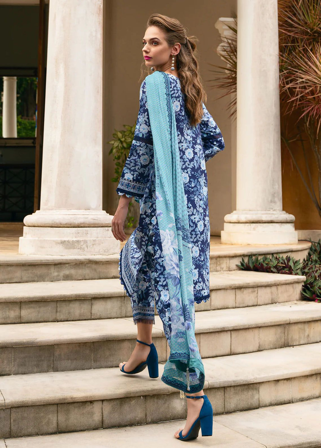 The Enchanted Garden by Gulaal Embroidered Lawn Suits Unstitched 3 Piece GL24EG D-07 Olvera - Summer Collection