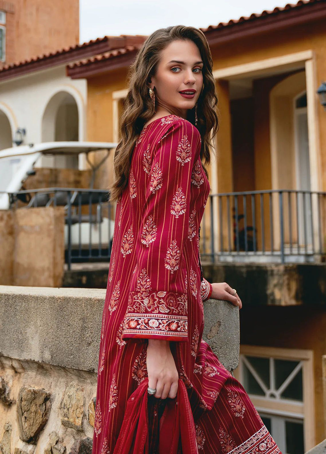 The Enchanted Garden by Gulaal Embroidered Lawn Suits Unstitched 3 Piece GL24EG D-08 Vezelay - Summer Collection