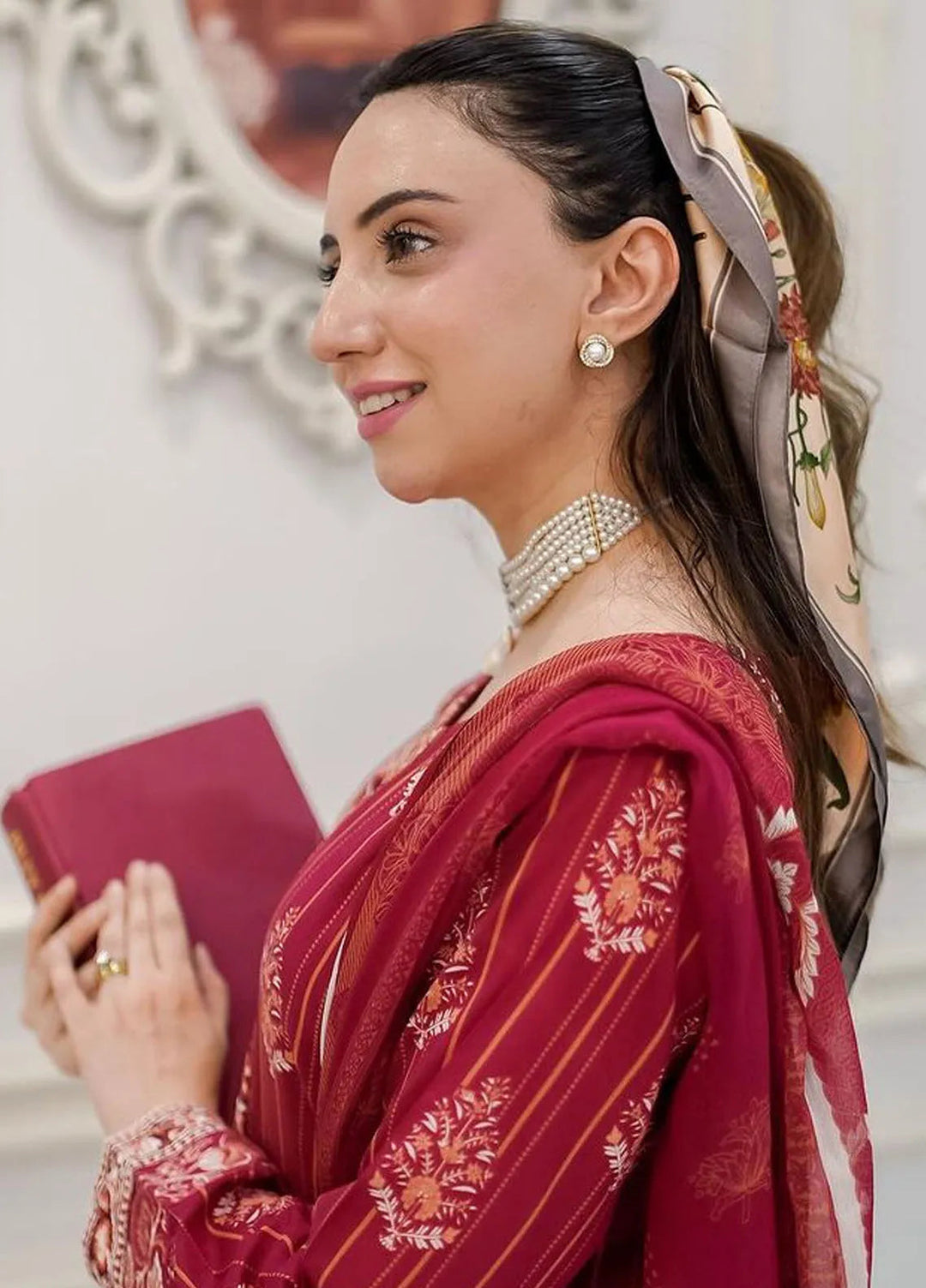 The Enchanted Garden by Gulaal Embroidered Lawn Suits Unstitched 3 Piece GL24EG D-08 Vezelay - Summer Collection