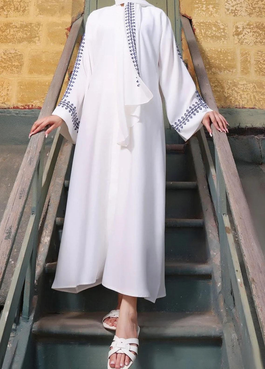 The Great Master (TGM)  Nida Front Open Style Abaya Deewan-e-Khas