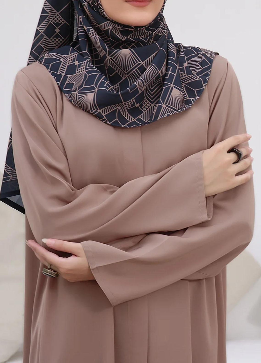 The Great Master (TGM)  Nida Front Open Style Abaya Lina