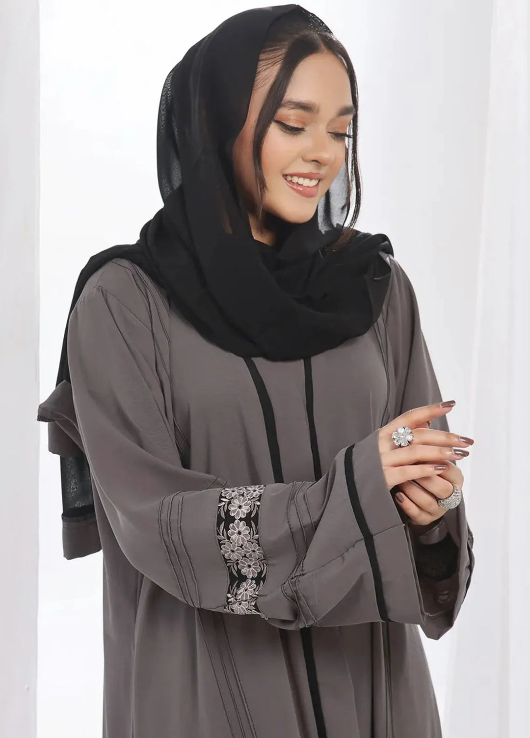The Great Master TGM Pret Casual Abaya Tahira