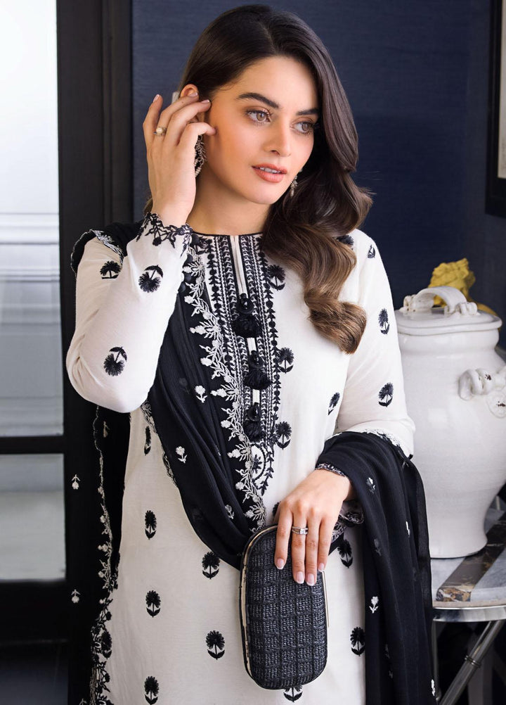 The Iqra & Minal Edit by Asim Jofa Embroidered Cotton Suits Unstitched 3 Piece AJ22IM AJIM-22 - Winter Collection