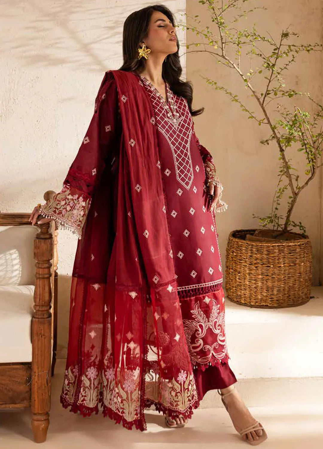 The Summer Garden By Parishay Embroidered Lawn Suit Unstitched 3 Piece PR25TS SG-12 - Summer Collection