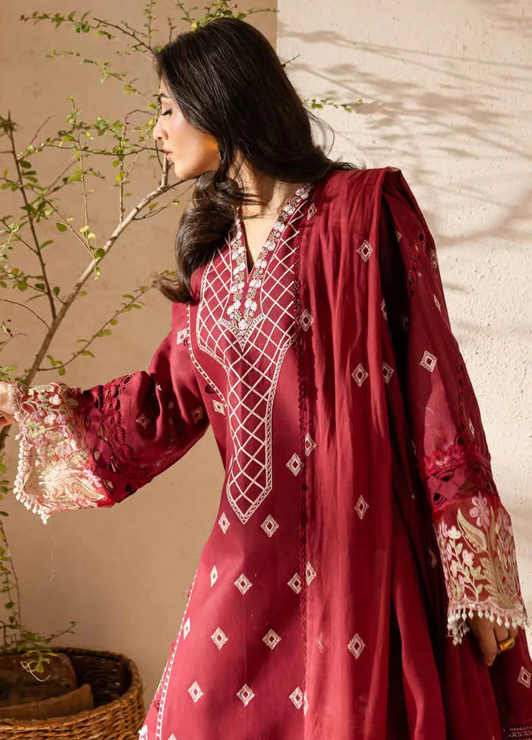 The Summer Garden By Parishay Embroidered Lawn Suit Unstitched 3 Piece PR25TS SG-12 - Summer Collection