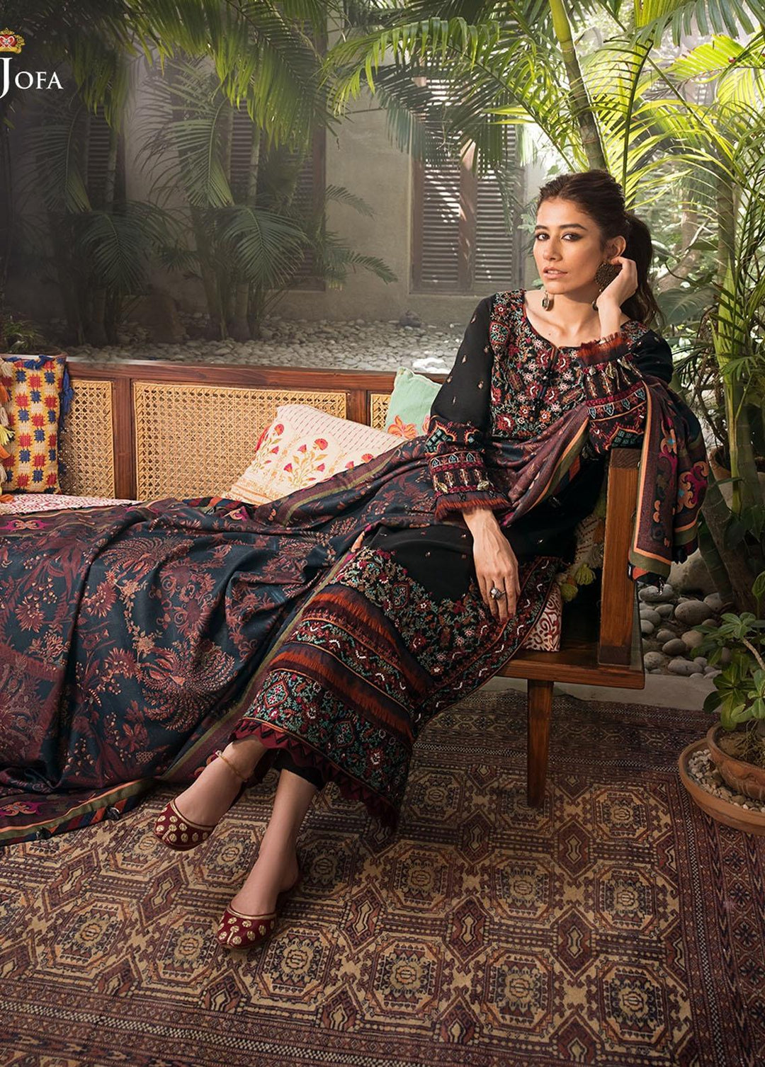The Syra Edit by Asim Jofa Embroidered  Suits Unstitched 3 Piece AJ22SE AJK-11 - Winter Collection