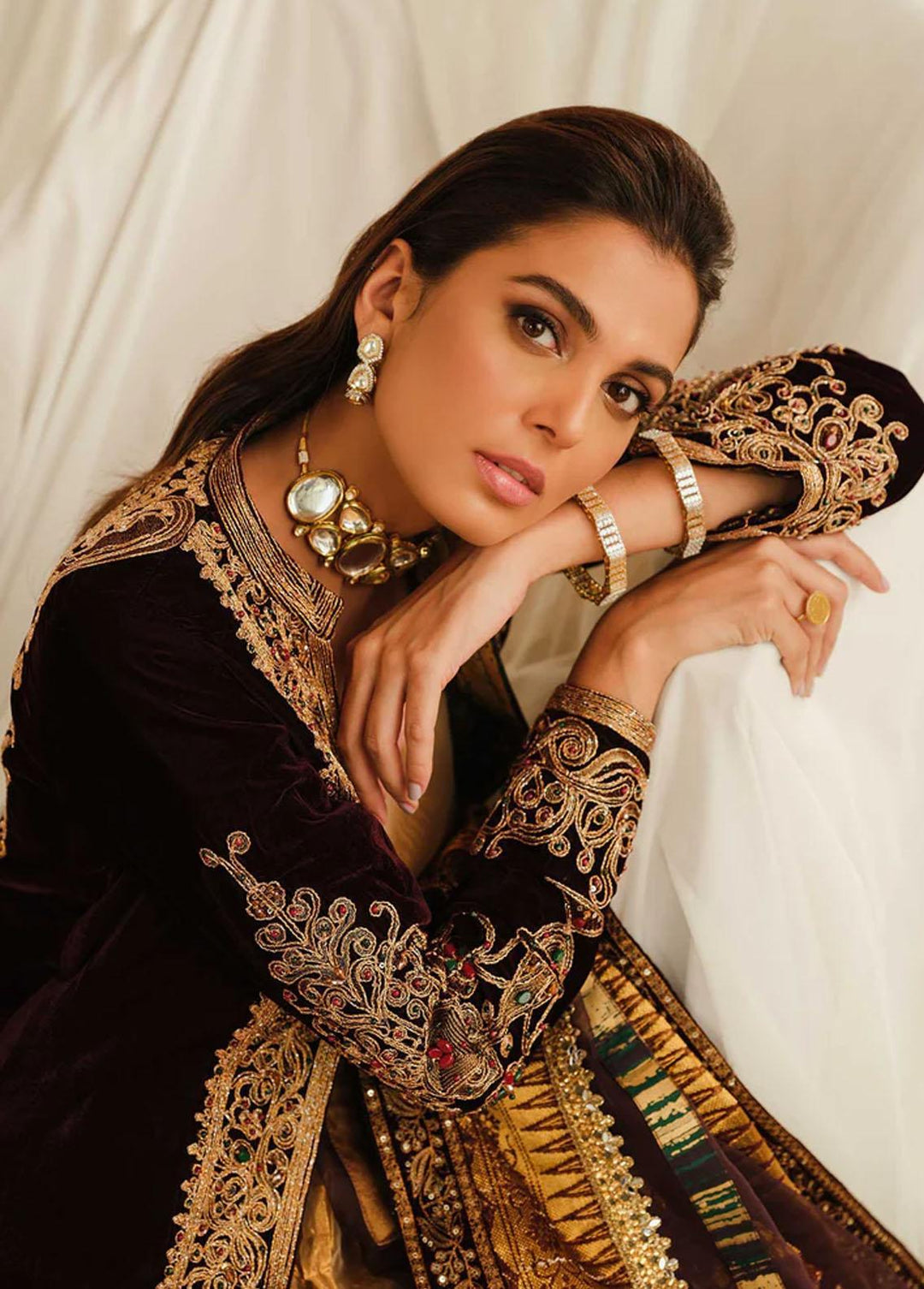 The Velvet Dream By Maryum N Maria Embroidered Velvet Suits Unstitched 3 Piece MNM22VD Nara (MFG-0024) - Luxury Collection