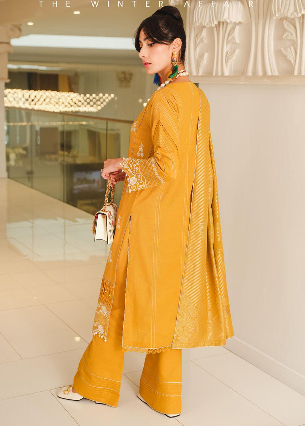 The Winter Affair By Rang Rasiya Embroidered Karandi Suits Unstitched 3 Piece RRDSWA22D7 Nuray - Winter Collection