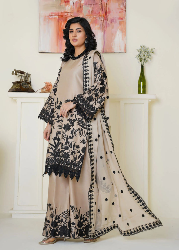 Thread And Weaves Pret Embroidered Viscose 3 Piece Suit RTWV25101S