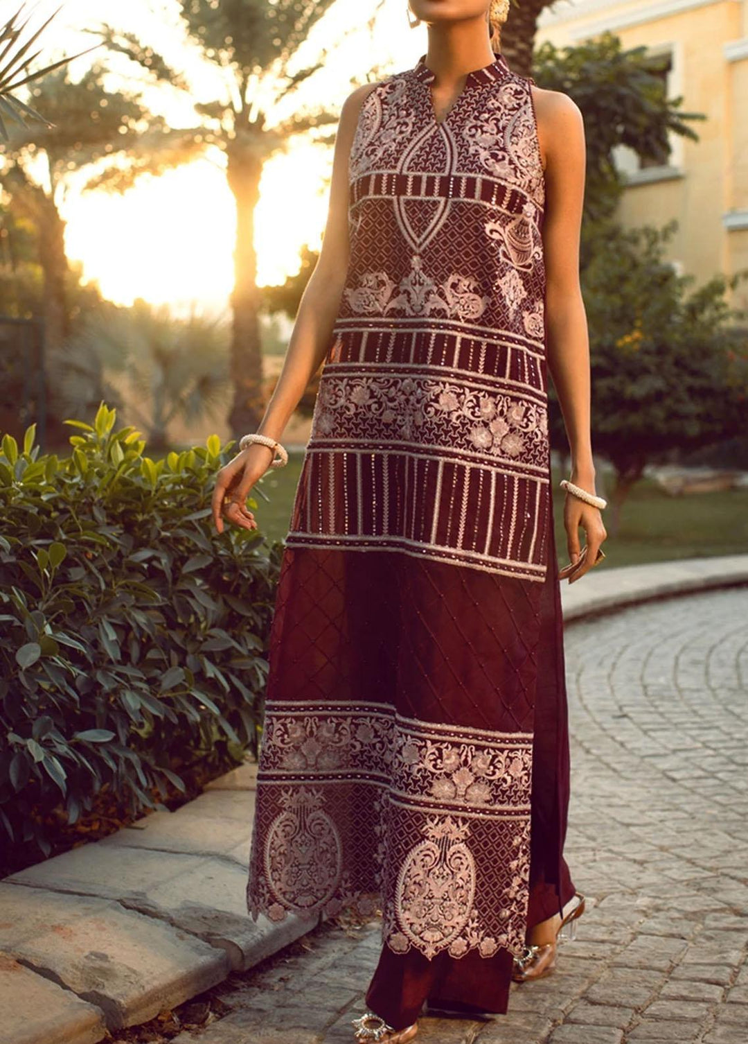 Threads & Motifs Pret Formal Organza Kurties THM21F 6894