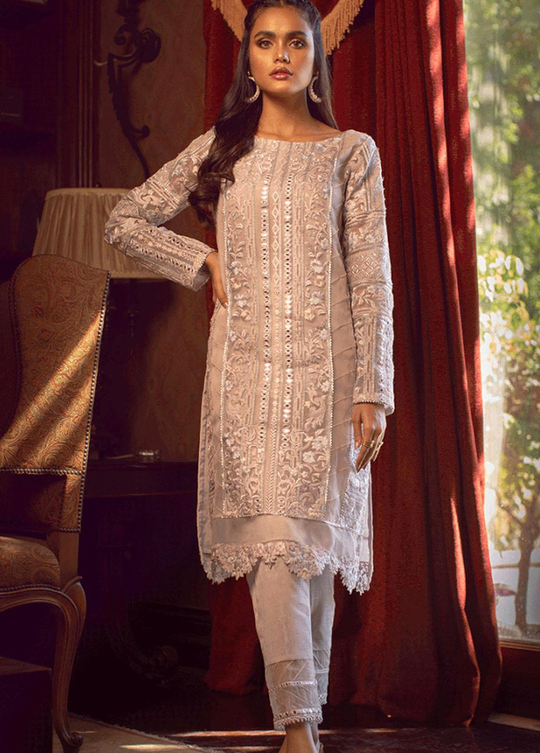 Threads & Motifs Pret Formal Organza Kurties THM21F 6917.1