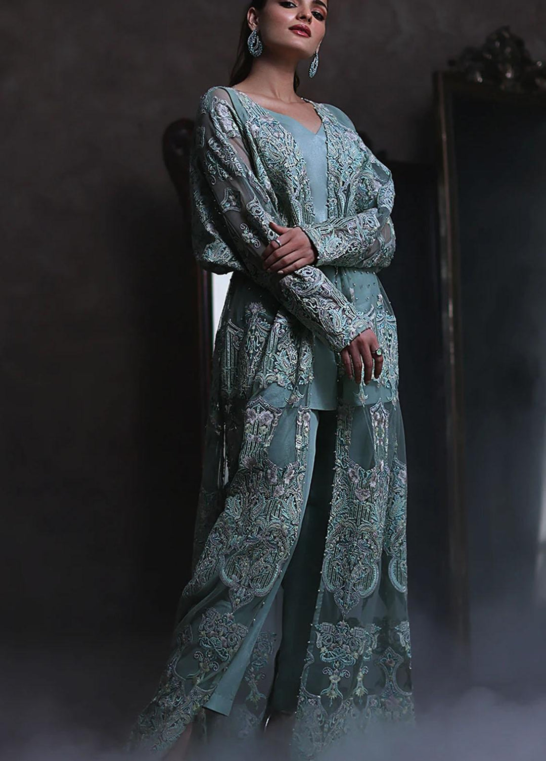Threads & Motifs Pret Formal Net Gown THM21F 7036
