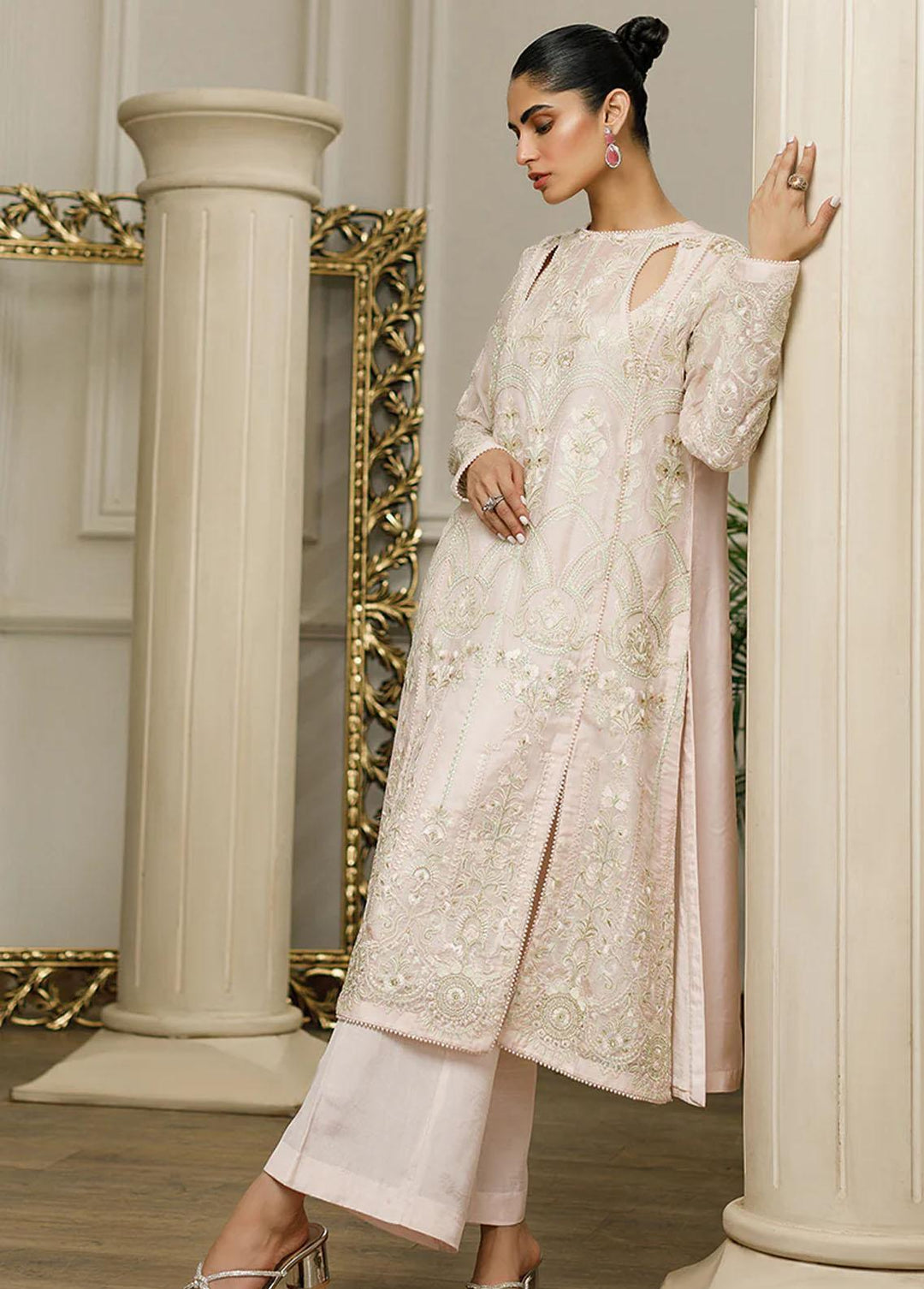 Threads & Motifs Pret Embroidered Organza Dress 8390.1