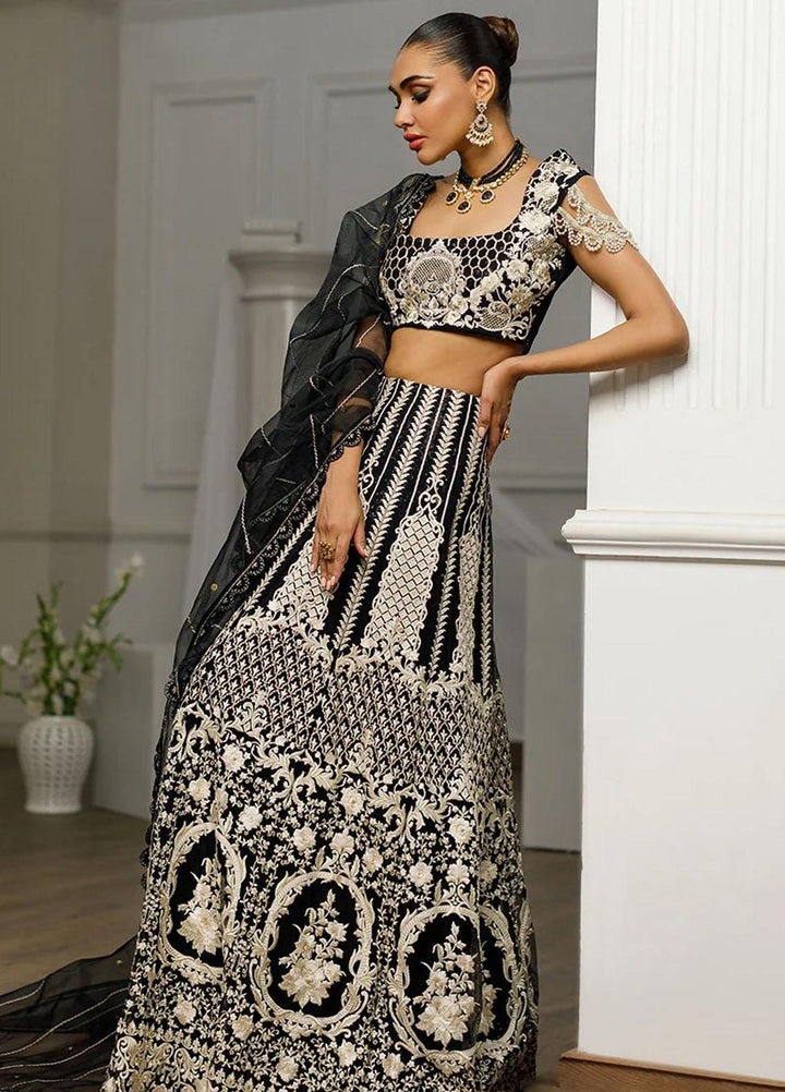 Threads & Motifs Pret Formal Wear Net 2 Piece Suit 8571