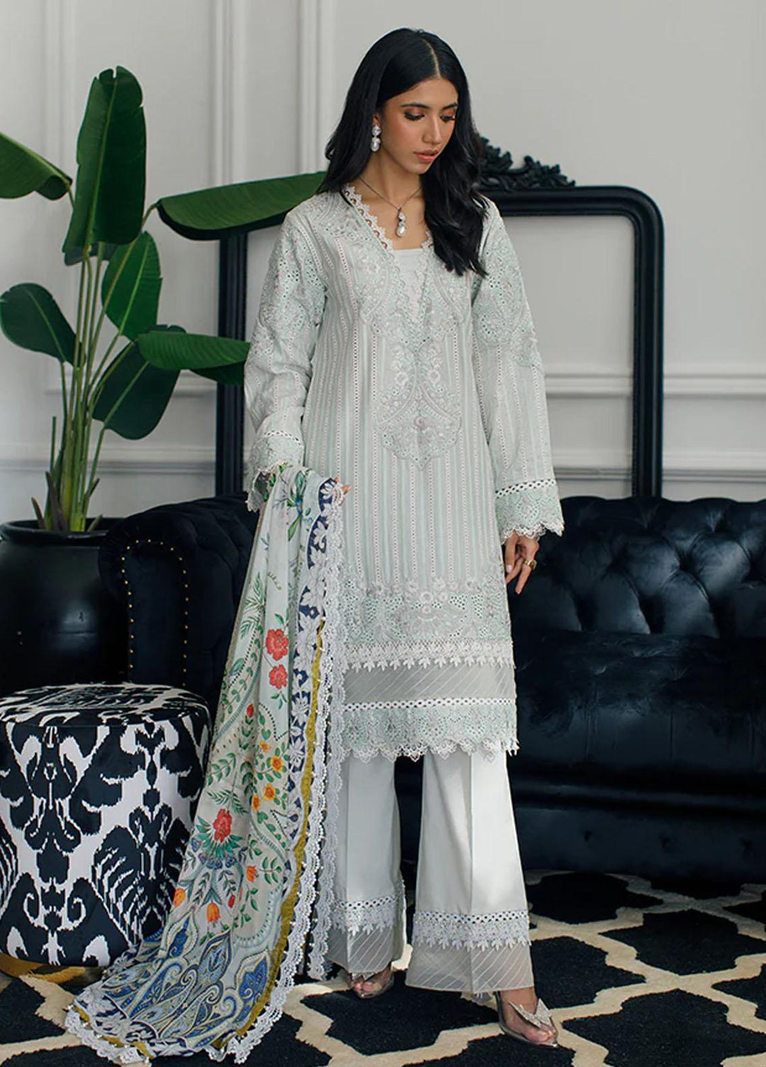 Threads & Motifs Pret  Lawn 2 Piece THM22RW 7804