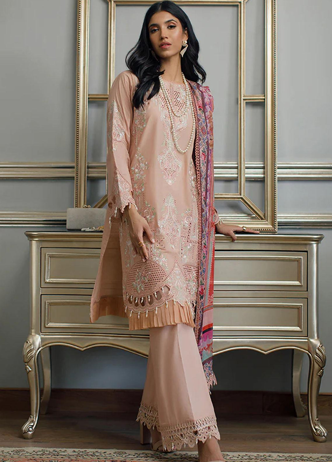 Threads & Motifs Pret  Lawn 2 Piece THM22RW 7828