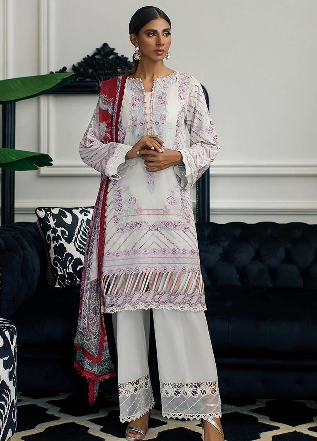 Threads & Motifs Pret  Lawn 2 Piece THM22RW 7812