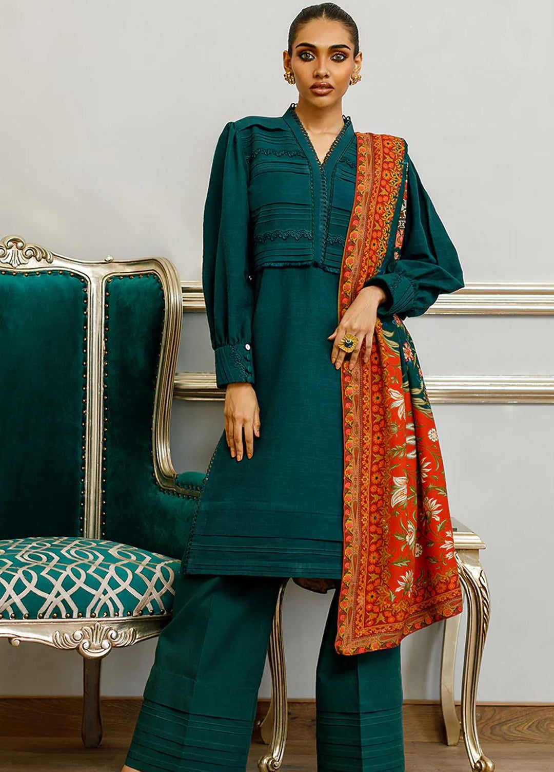 Threads & Motifs Luxury Pret  Khaddar 2 Piece Suit THM23RW 8215