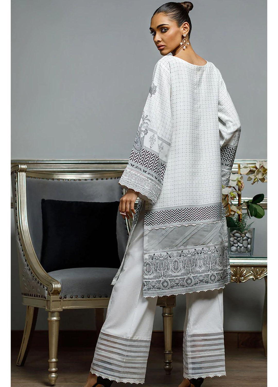 Threads & Motifs Luxury Pret  Silk Shirt THM23RW 8048