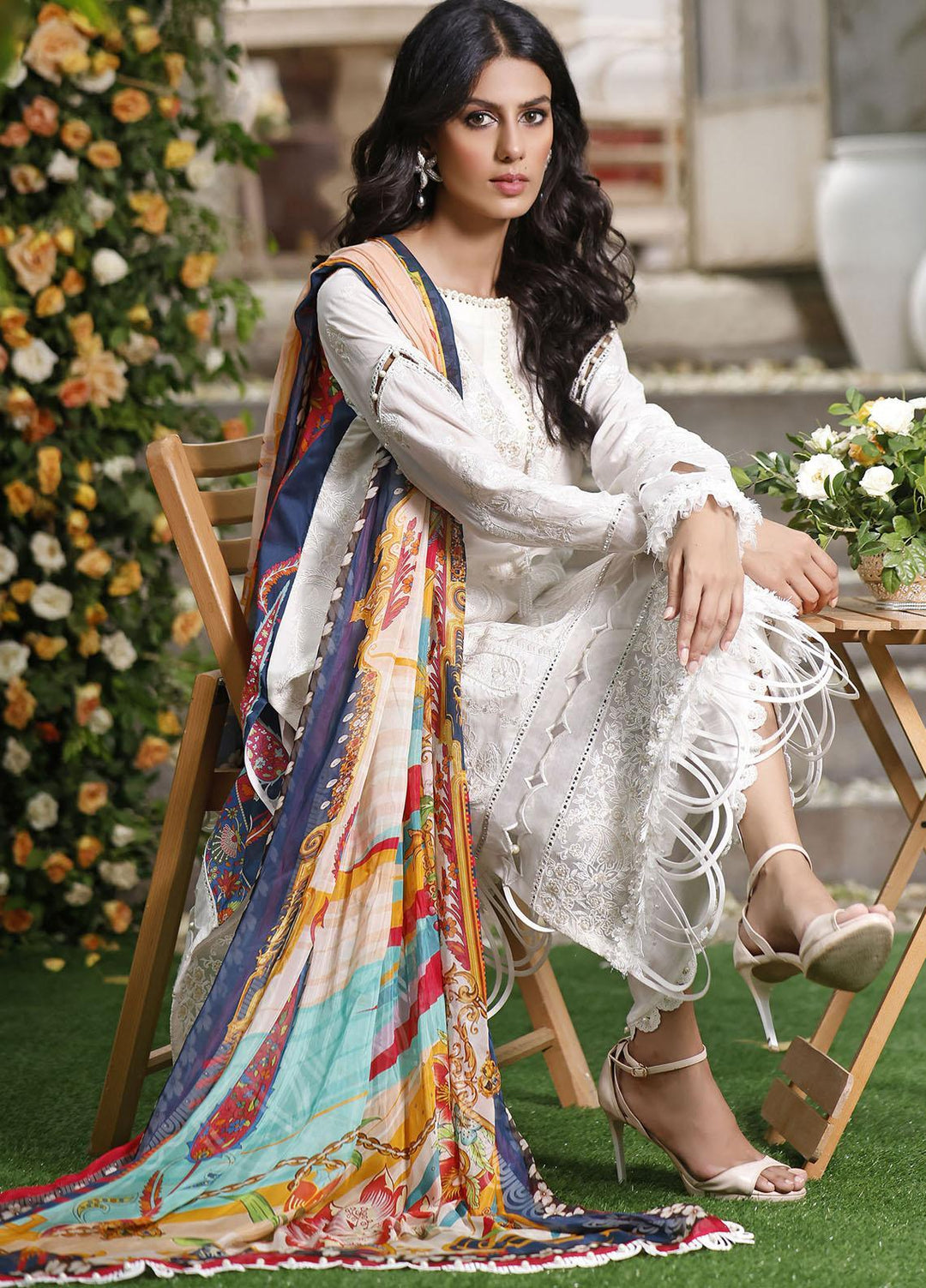 Threads & Motifs Embroidered Lawn Suits Unstitched 3 Piece THM22UL 7631 - Luxury Summer Collection