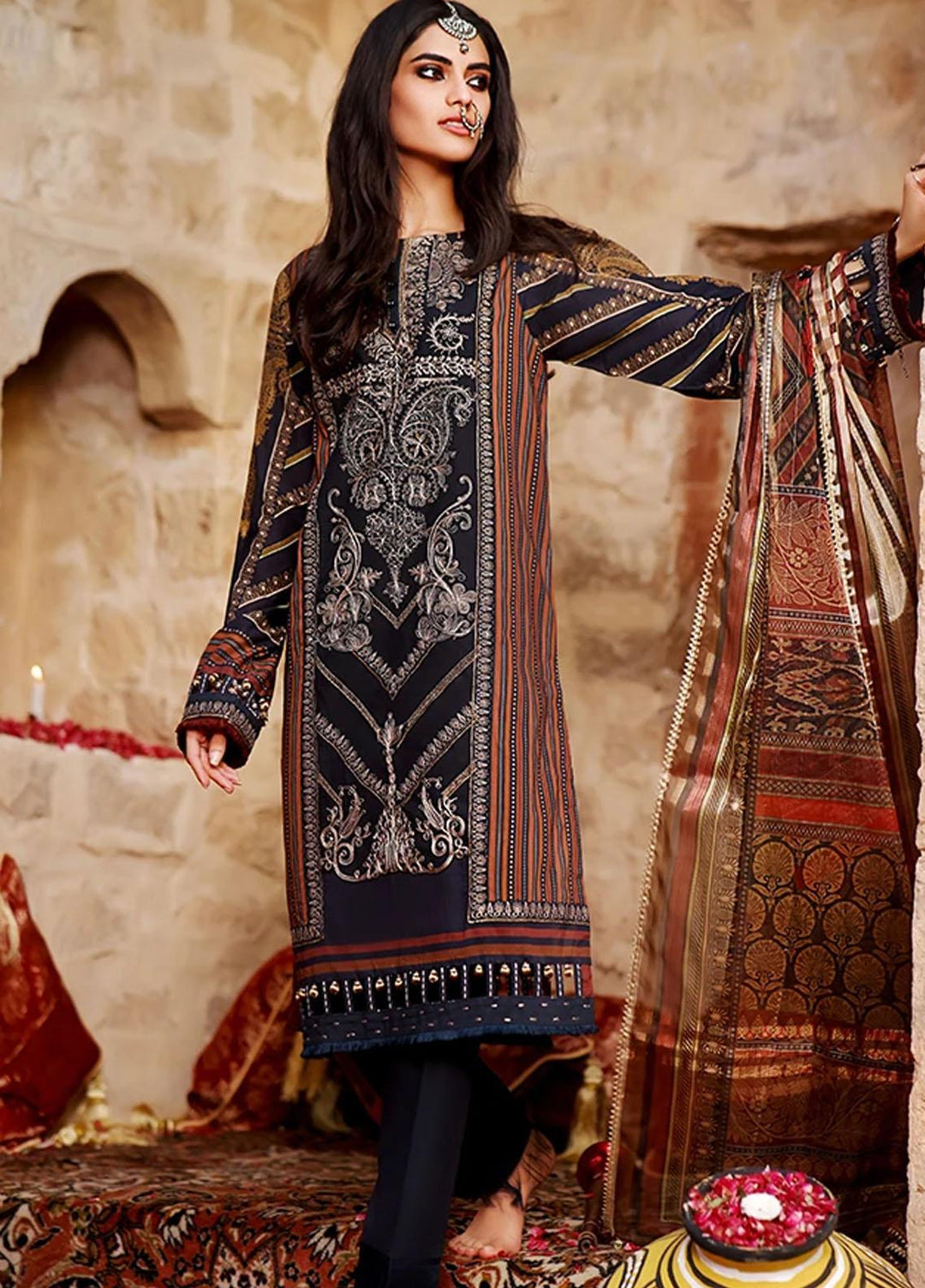Threads & Motifs Embroidered Lawn Suits Unstitched 2 Piece THM21U 7262 - Summer Collection