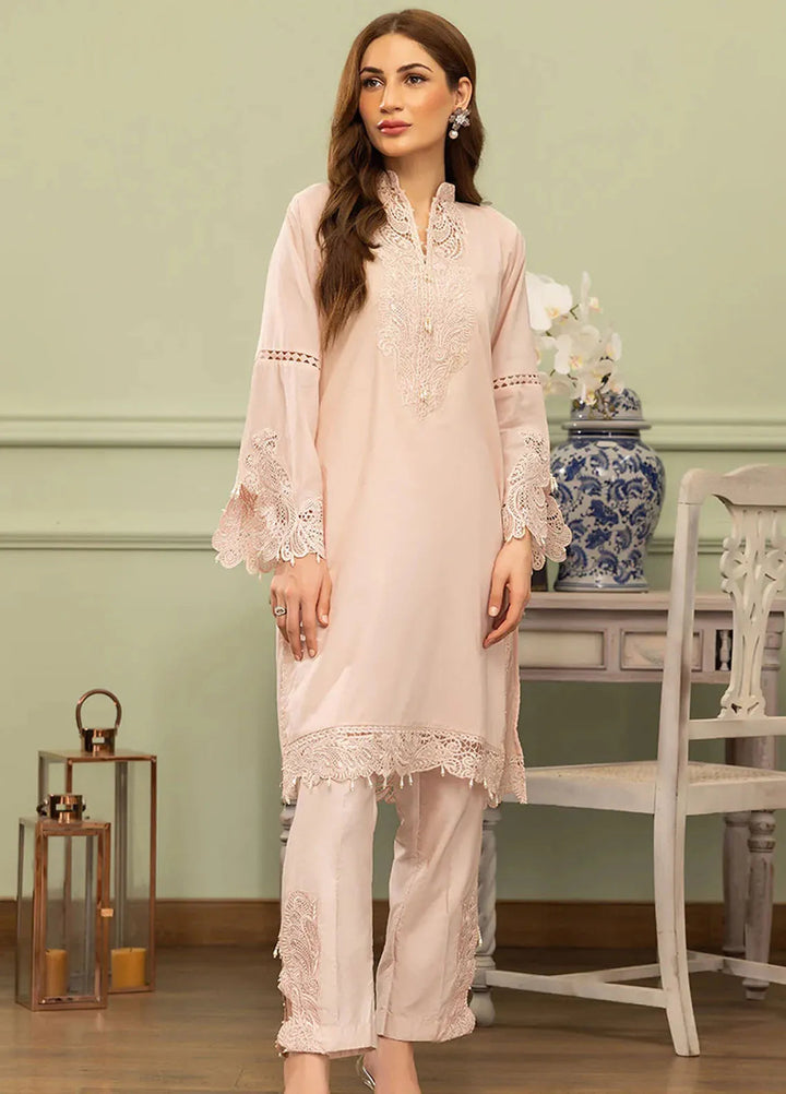 Threads And Motifs Pret Embroidered Lawn 2 Piece Suit 9054