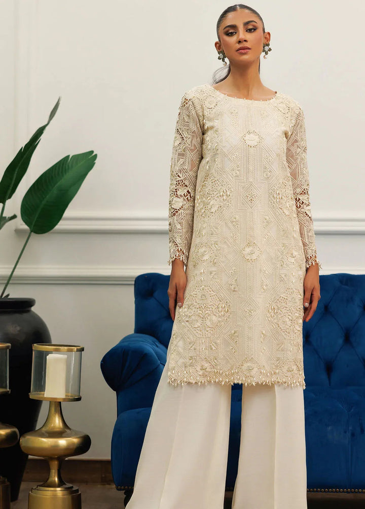 Threads And Motifs Pret Embroidered Organza Shirt 8929