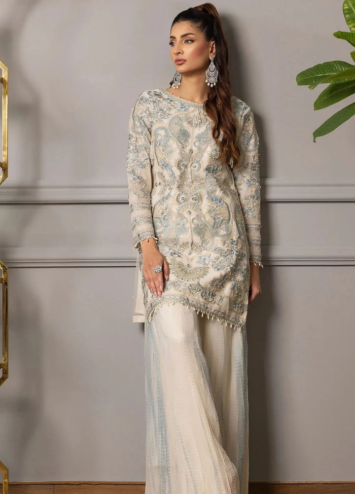 Threads And Motifz Pret Embroidered 2 Piece Suit 9069
