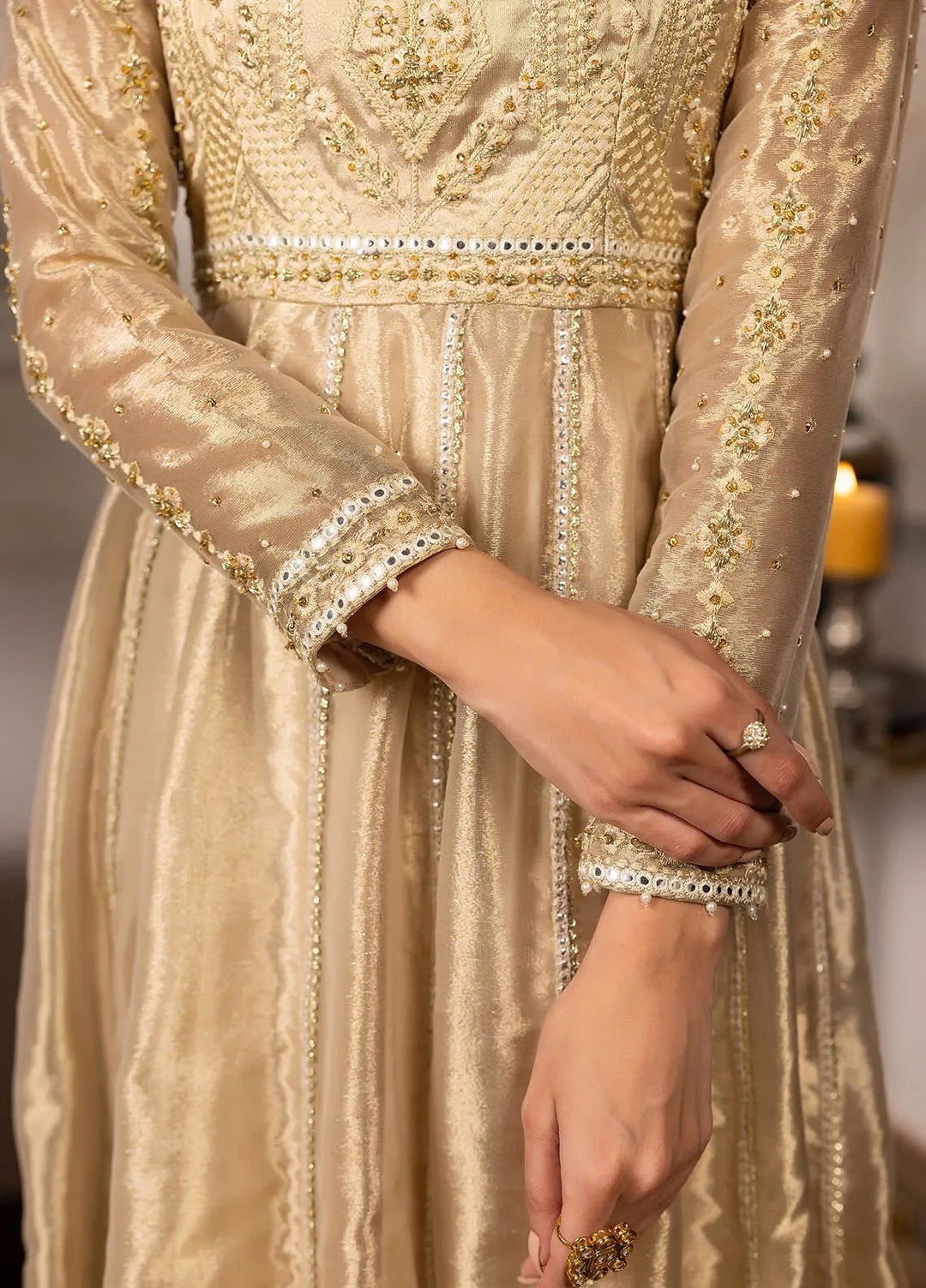 Threads And Motifz Pret Embroidered 2 Piece Suit 9114