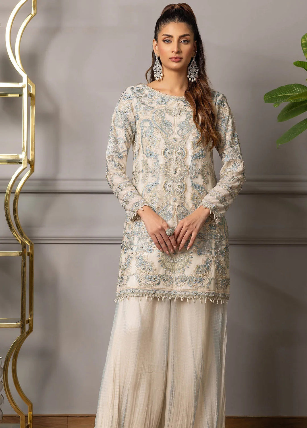 Threads And Motifz Pret Embroidered 3 Piece Suit 9066