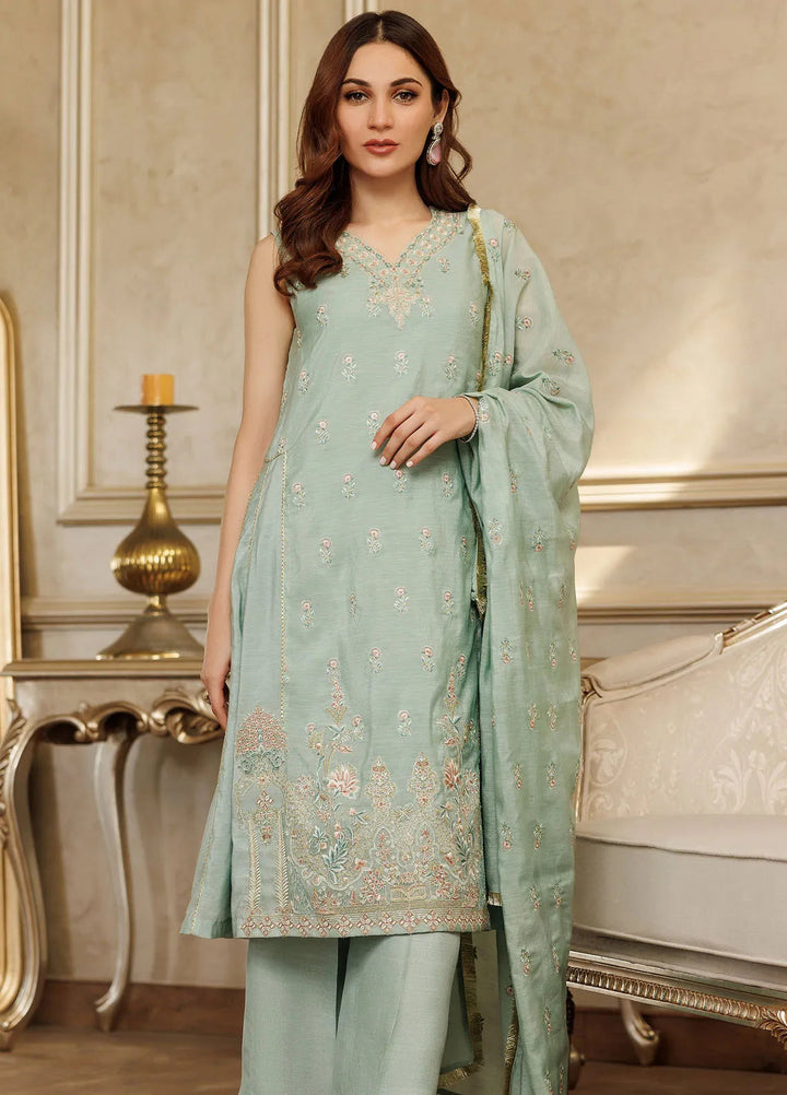 Threads And Motifs Pret Embroidered Chander SIlk 3 Piece Suit 8789