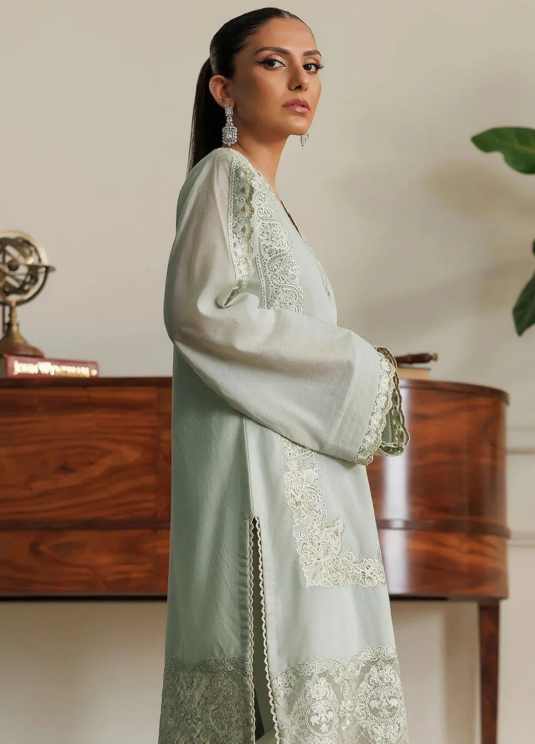 Threads And Motifs Pret Embroidered Chander SIlk 3 Piece Suit 8862