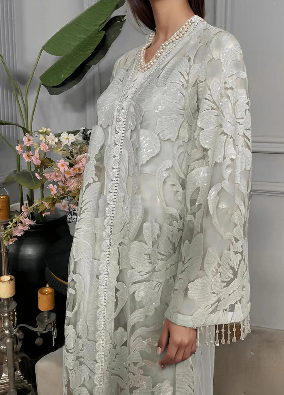 Threads And Motifz Pret Embroidered Net 3 Piece Suit 9159