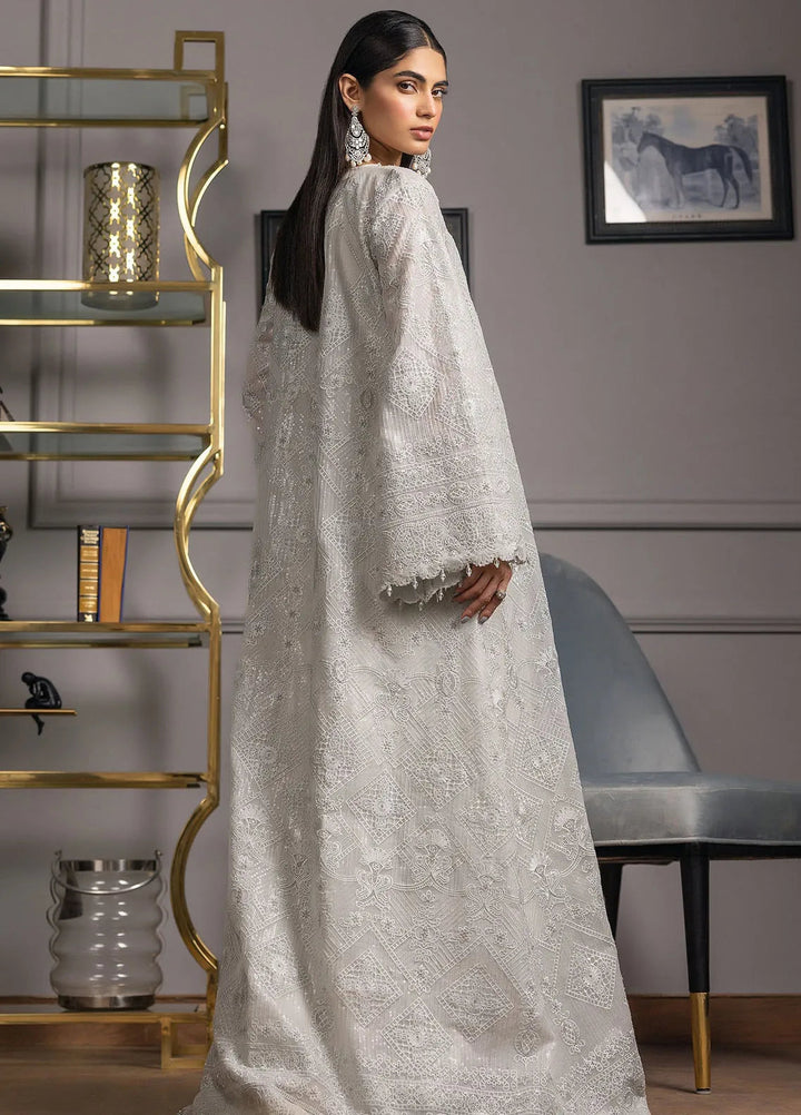 Threads And Motifz Pret Embroidered Organza 2 Piece Suit 9056.1