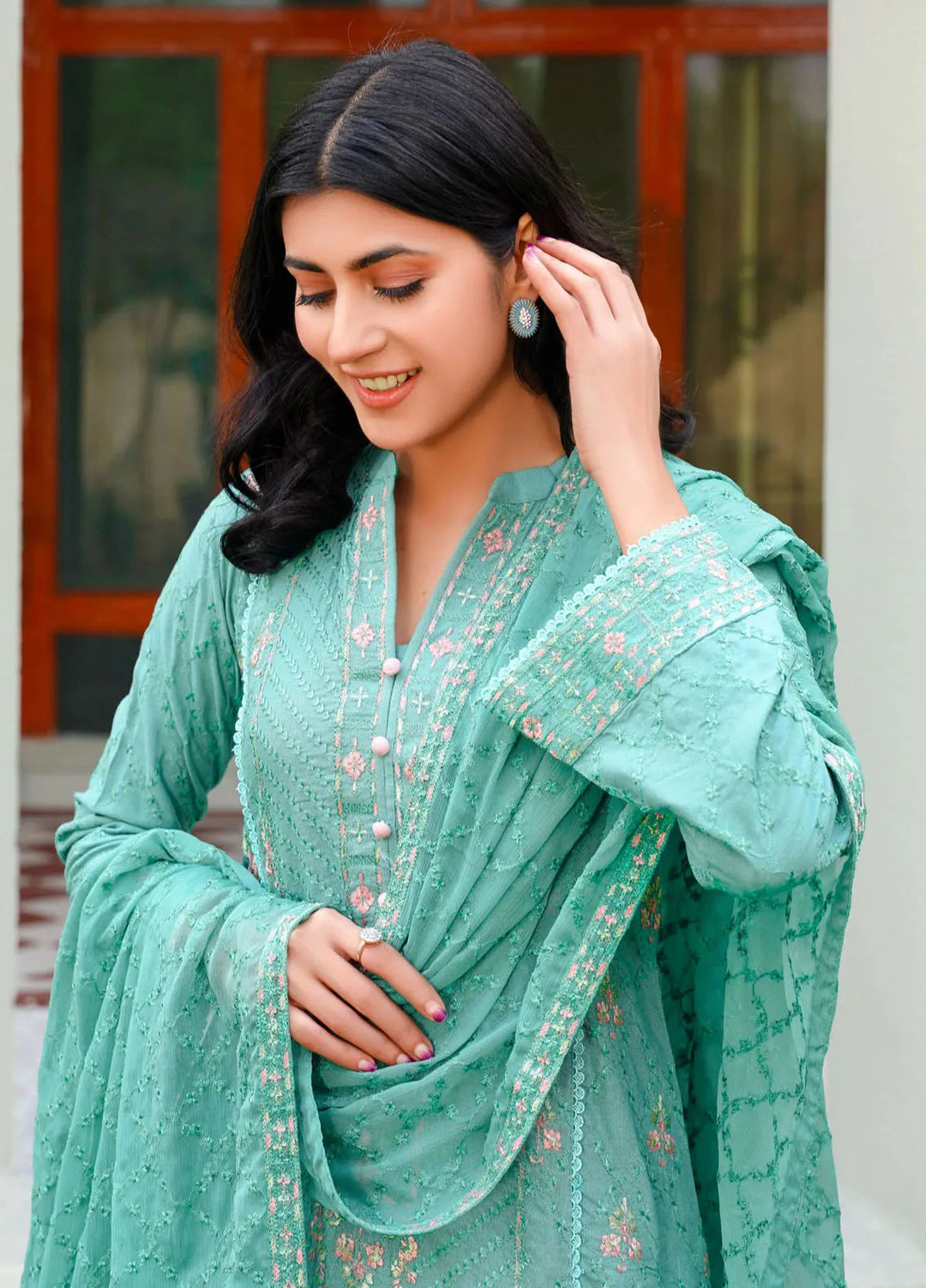 Threads And Weaves Embroidered Karandi Suit Unstitched 3 Piece KR24107 - Festive Collection