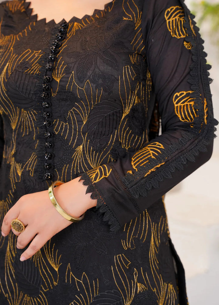 Threads And Weaves Embroidered Lawn Suit Unstitched 3 Piece L23109 - Summer Collection