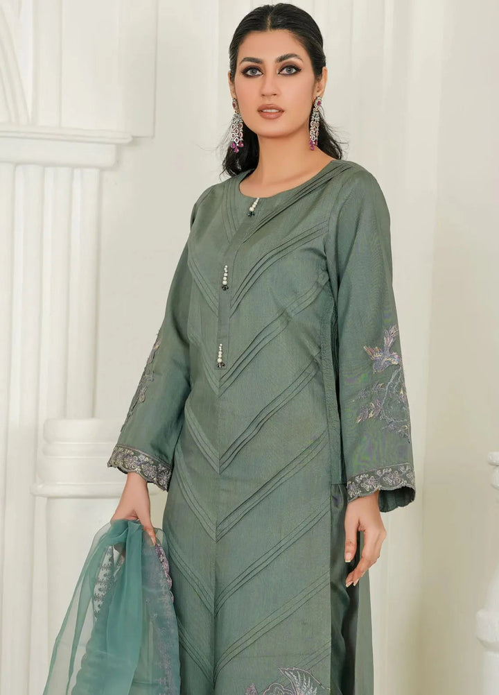 Threads And Weaves Pret Embroidered Viscose 3 Piece Suit RTWV24101