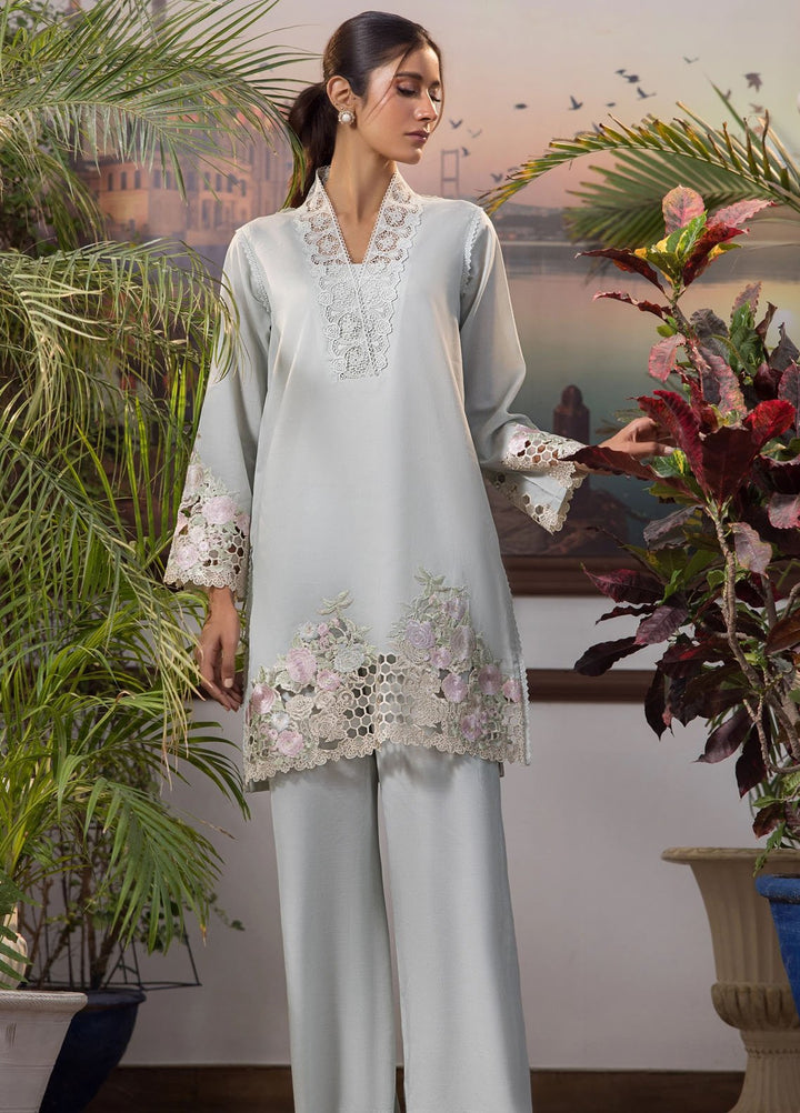 Threads & Motifs Pret Embroidered Khaddi Net 3 Piece Suits 9399