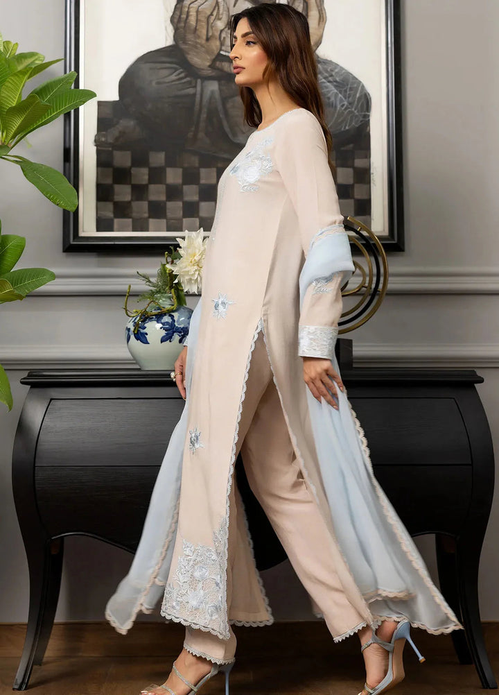 Threads & Motifs Pret Embroidered Viscose Silk 3 PIece Suit 8711