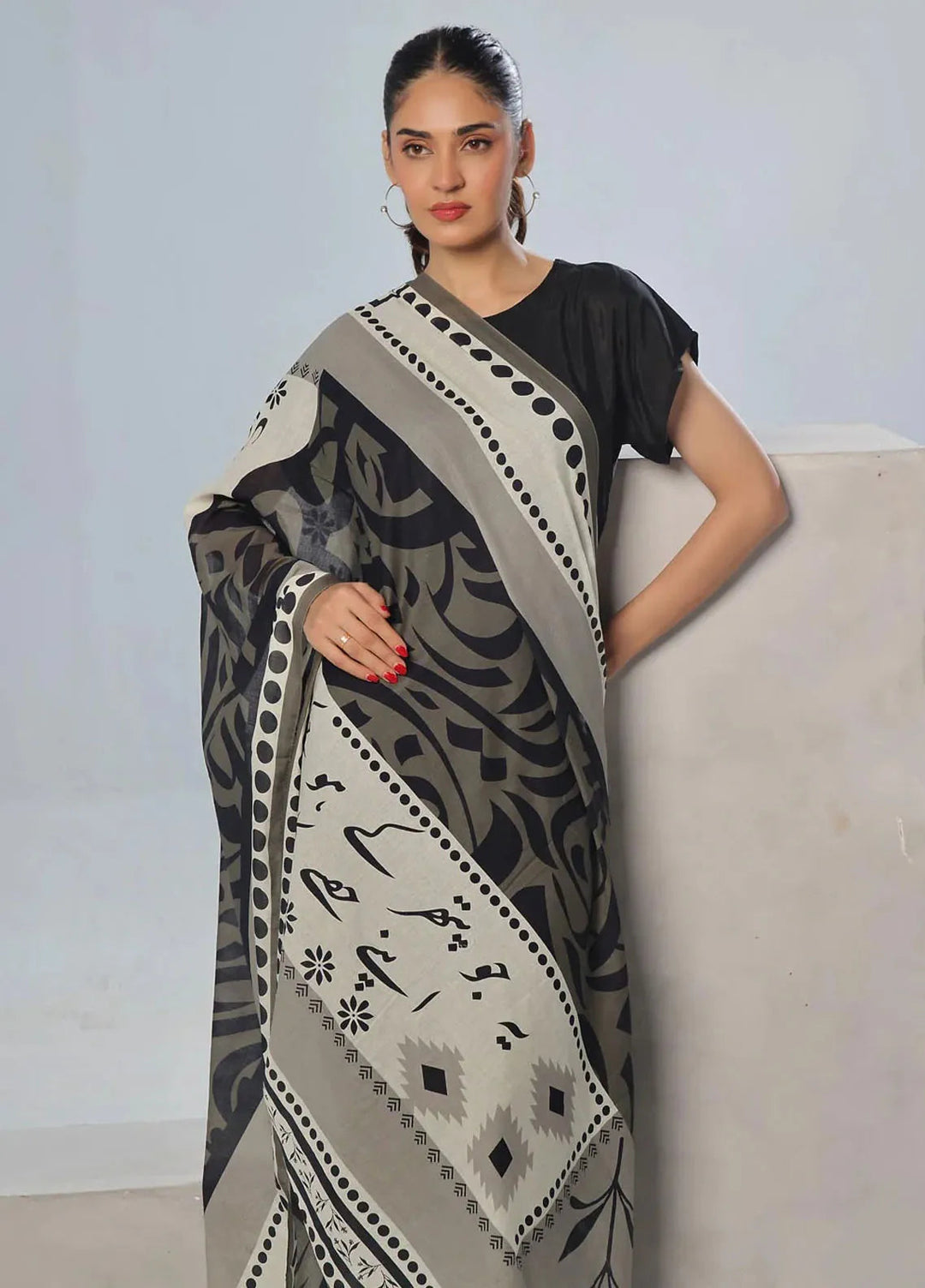 TNG Printed Pathar Lawn Odhni