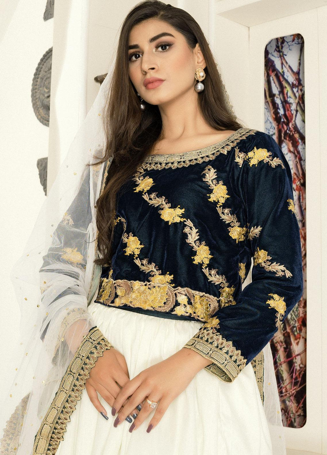 Top Notch Pret Luxury Velvet 3 Piece TNH21L Solaris