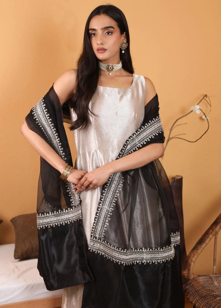 Topnotch Pret Embroidered Tissue 4 Piece Suit Chandani