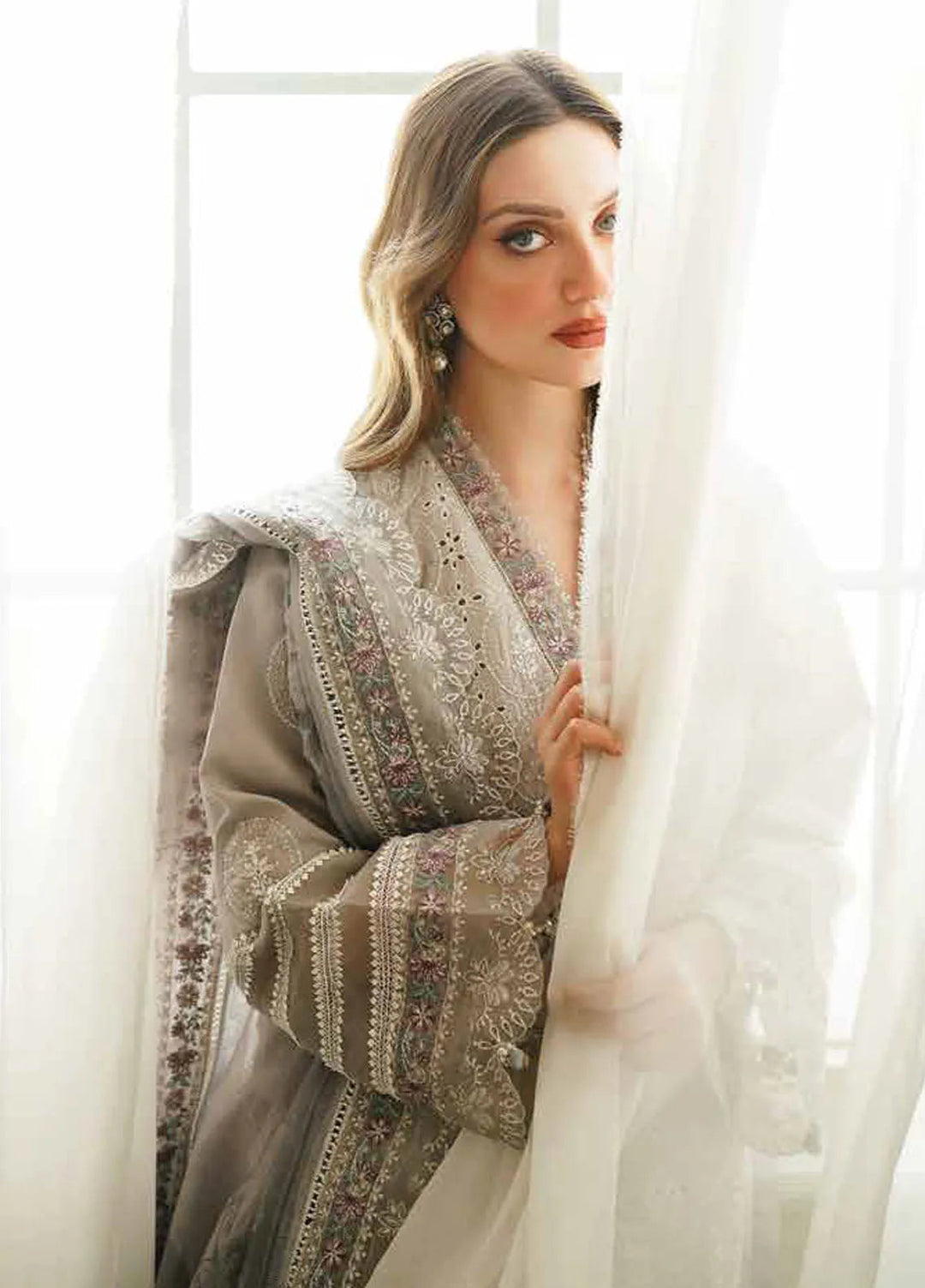 Tresor by Zarqash Embroidered Lawn Suit Unstitched 3 Piece ZRQ24T ZQT-002 Rosemary - Luxury Collection