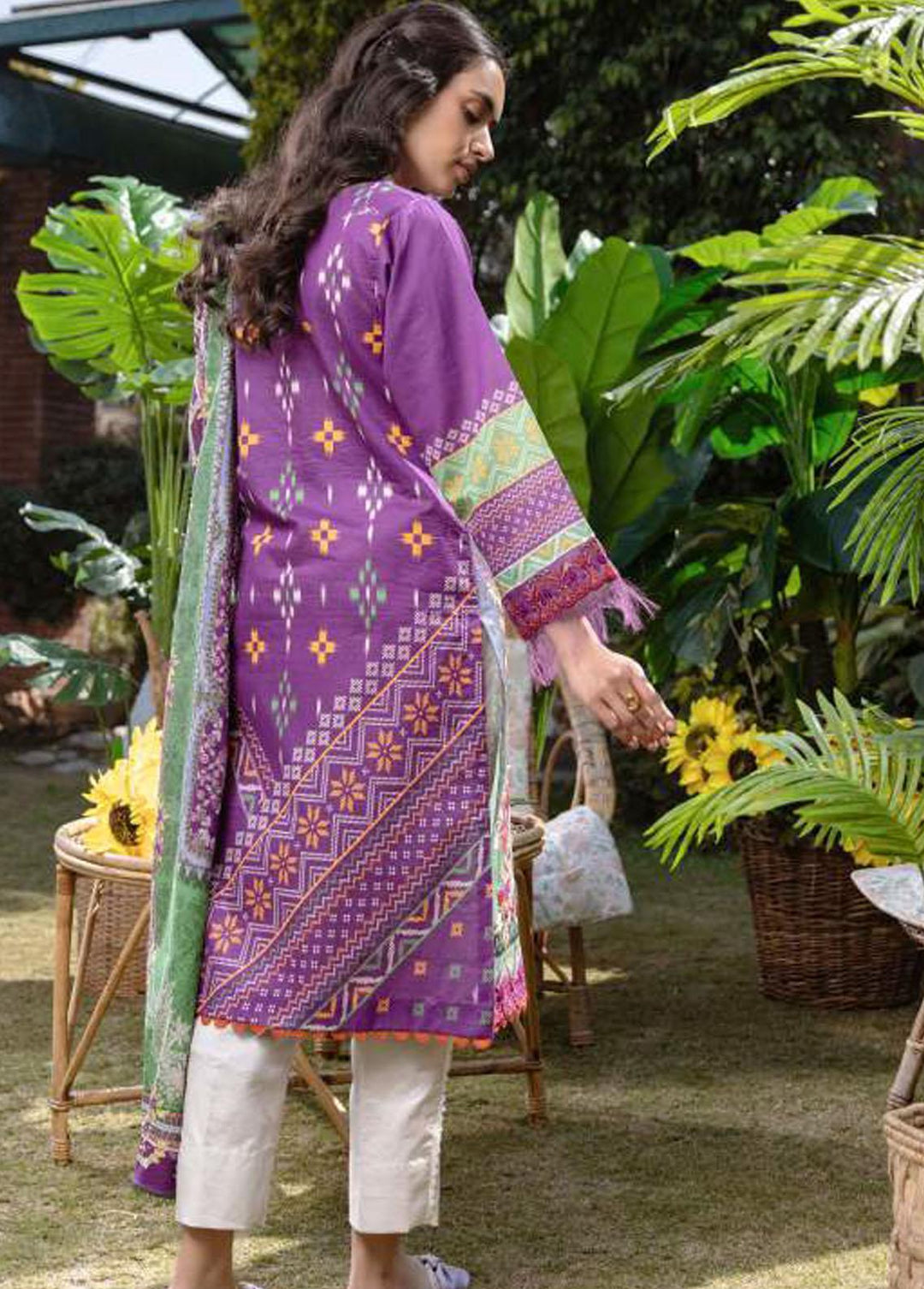 Umang By Motifz Embroidered Lawn Suits Unstitched 3 Piece MT22U 3232 Marila - Summer Collection