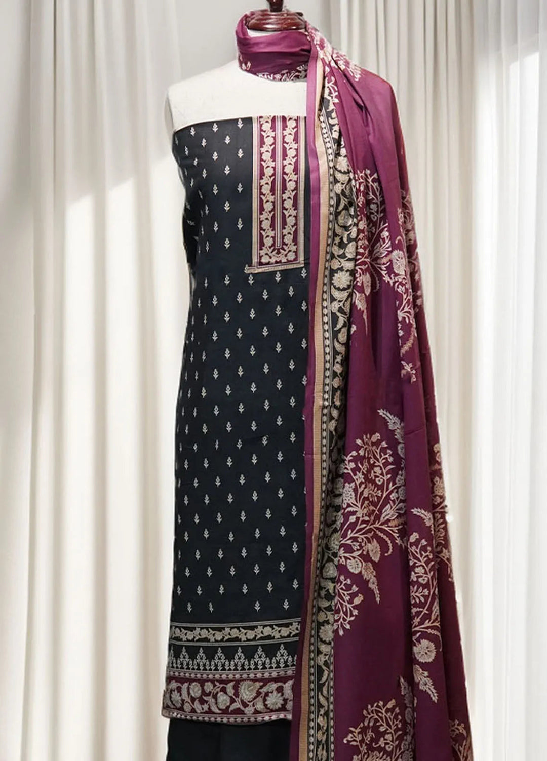 Farah n Faria By Bin Saeed Printed Lawn Suit Unstitched 3 Piece BS24F D-15 - Summer Collection
