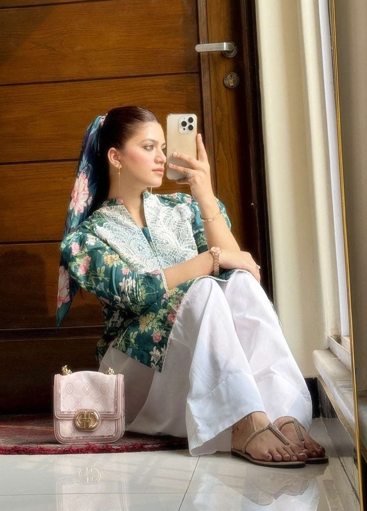 Urban Cut Pret Embroidred Cotton 2 Piece Suit C0193