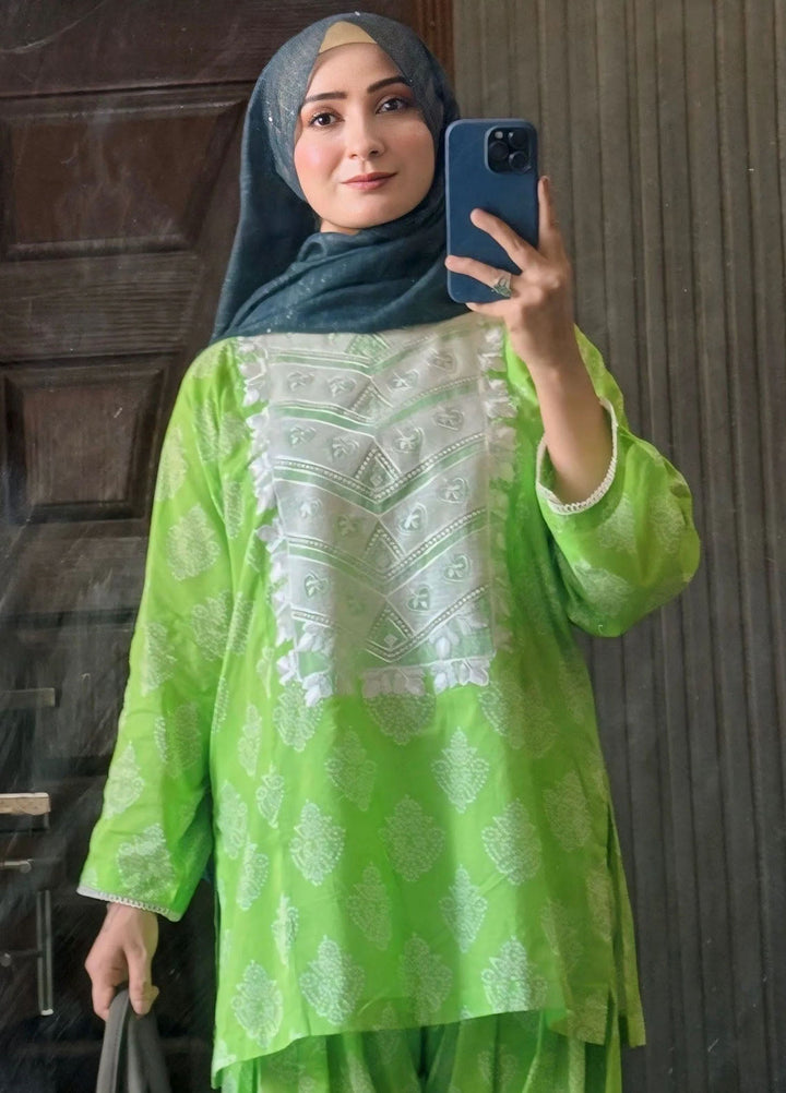 Urban Cut Pret Embroidred Cotton 2 Piece Suit UC2PC0185