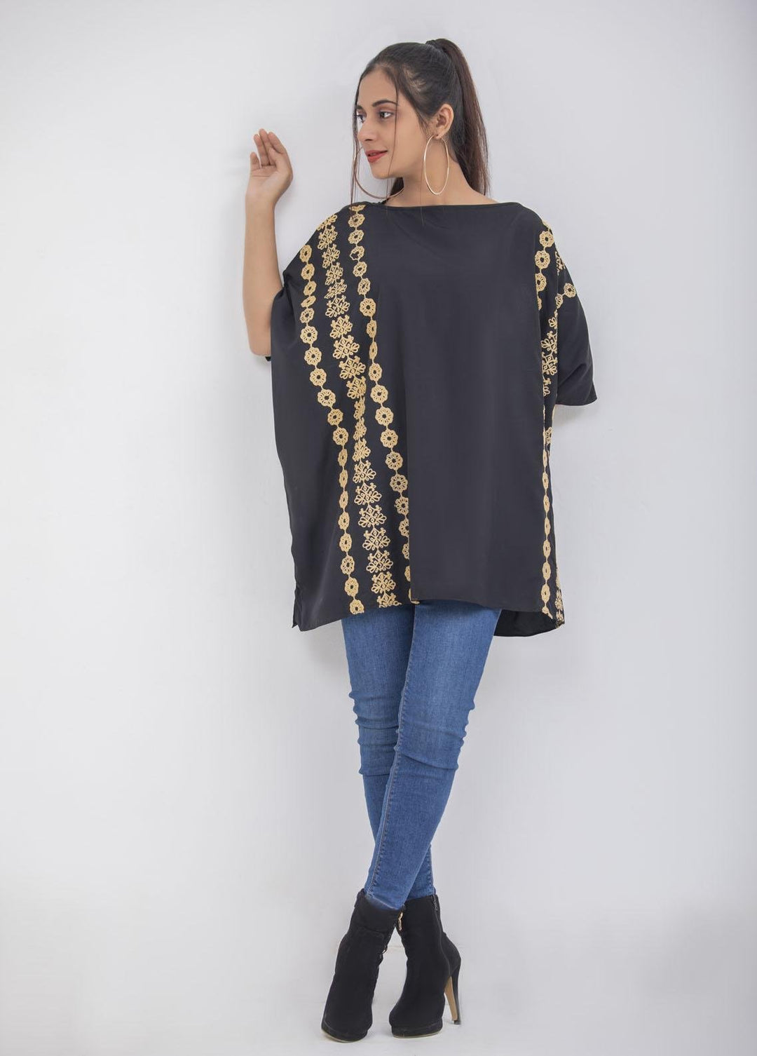 Valerie Pret Embroidered  Poncho VL-PNC-04